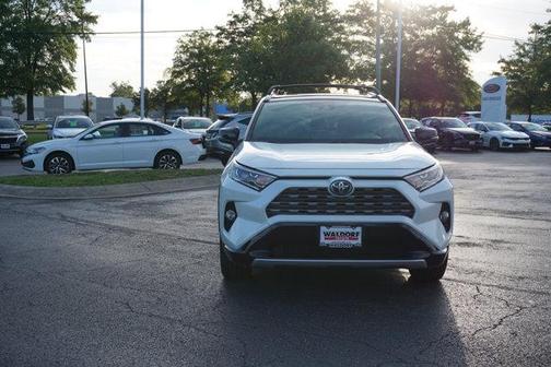 2019 Toyota RAV4 Hybrid SE