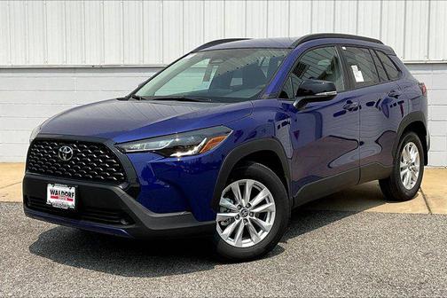 2025 Toyota Corolla Cross LE