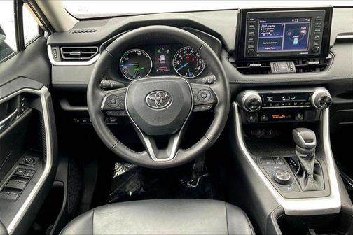 2022 Toyota RAV4 Hybrid XLE Premium