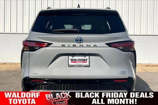 2024 Toyota Sienna XSE 7 Passenger