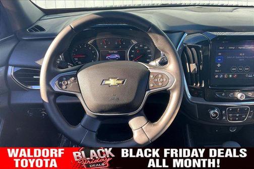 2023 Chevrolet Traverse LT Cloth