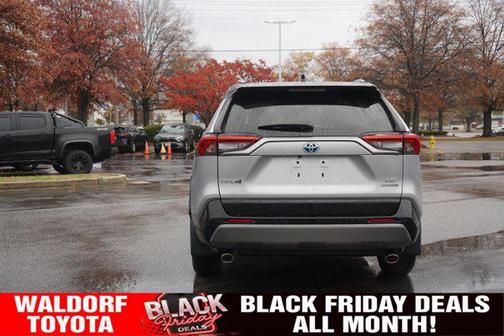 2021 Toyota RAV4 Hybrid SE
