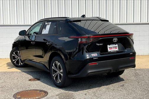2025 Toyota bZ4X XLE