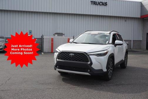 2023 Toyota Corolla Cross XLE