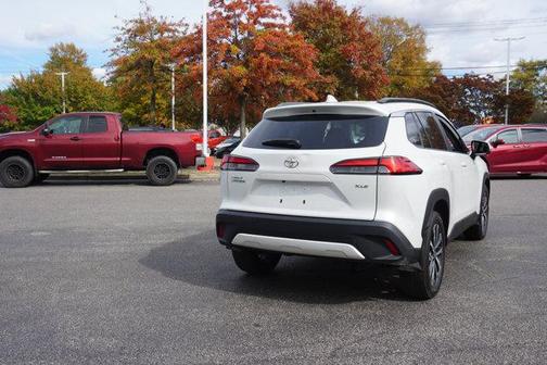 2023 Toyota Corolla Cross XLE