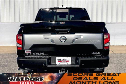 2022 Nissan Titan Platinum Reserve