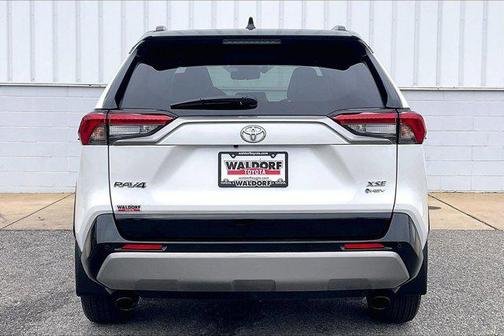 2025 Toyota RAV4 Hybrid SE