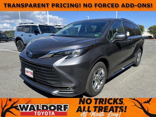 2025 Toyota Sienna XLE 7 Passenger