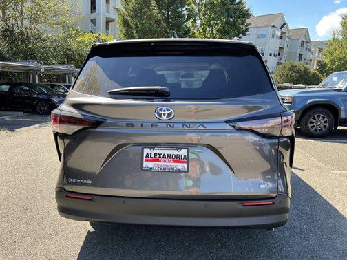 2025 Toyota Sienna XLE 7 Passenger