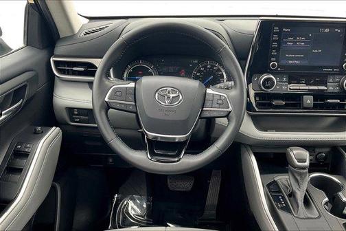 2021 Toyota Highlander Hybrid XLE