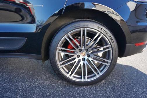 2021 Porsche Macan S