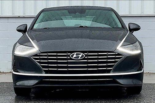 2023 Hyundai SONATA Hybrid Base
