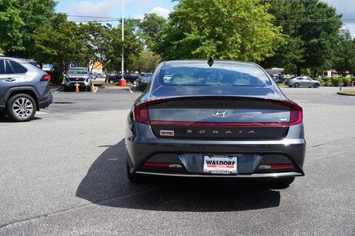 2023 Hyundai SONATA Hybrid Base