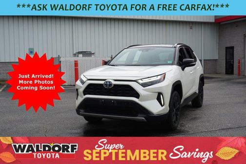 2022 Toyota RAV4 Hybrid SE