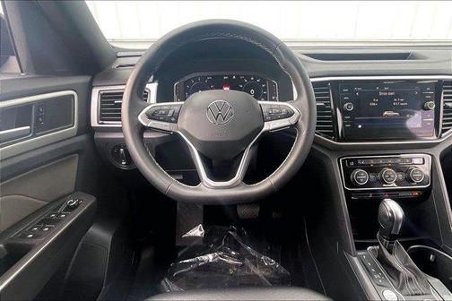 2022 Volkswagen Atlas Cross Sport 2.0T SE w/Technology 4MOTION
