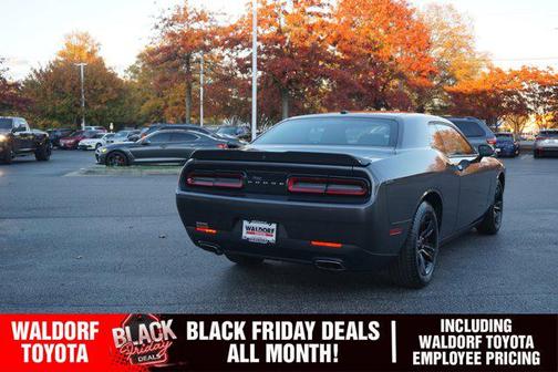 2021 Dodge Challenger SXT