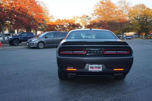 2021 Dodge Challenger SXT
