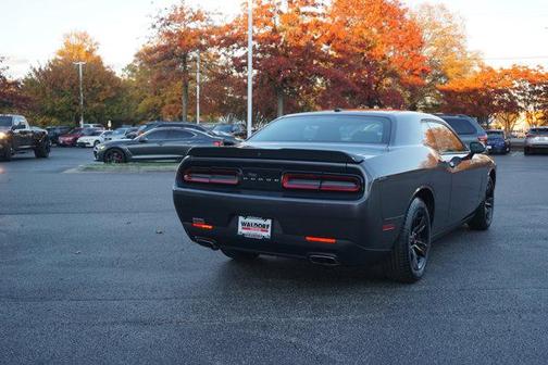 2021 Dodge Challenger SXT