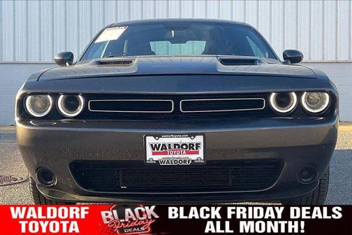 2021 Dodge Challenger SXT