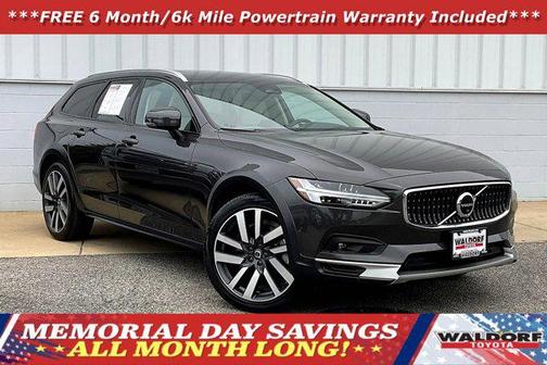 2022 Volvo V90 Cross Country B6