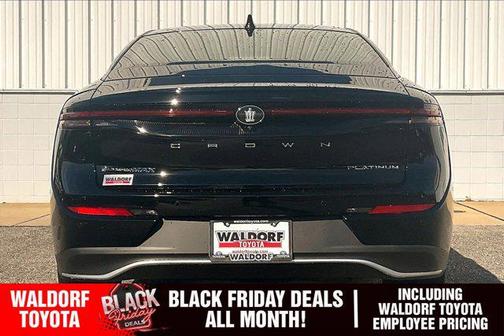 2025 Toyota Crown Platinum