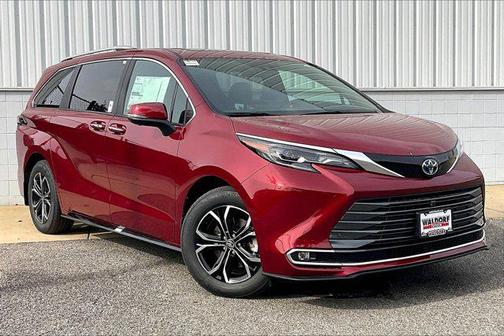 2025 Toyota Sienna Platinum