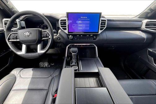 2025 Toyota Tundra Hybrid Platinum