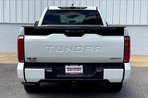 2025 Toyota Tundra Hybrid Platinum