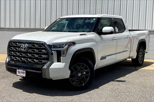 2025 Toyota Tundra Hybrid Platinum