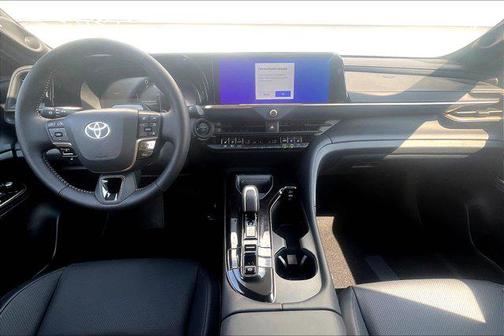 2025 Toyota Crown Signia Limited