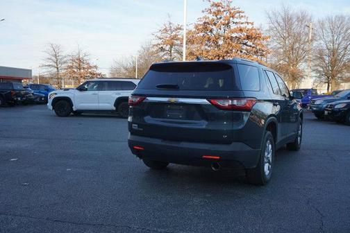 2018 Chevrolet Traverse LT Cloth