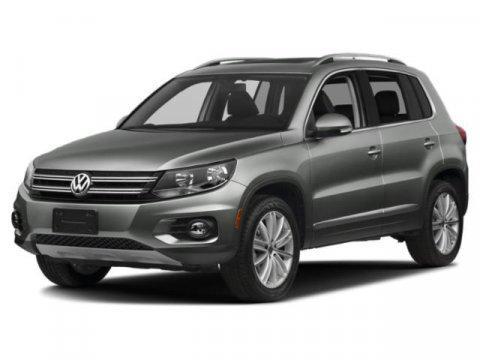 2015 Volkswagen Tiguan 4MOTION Auto SEL