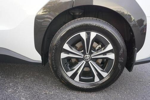 2024 Toyota bZ4X XLE