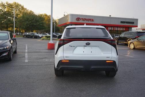 2024 Toyota bZ4X XLE