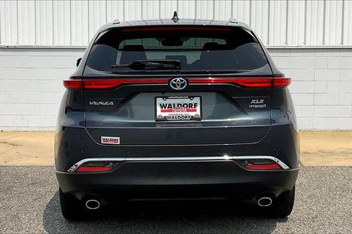 2022 Toyota Venza XLE