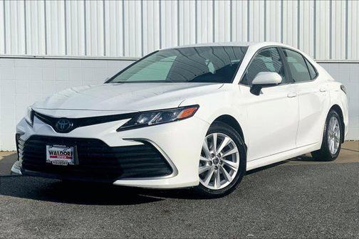 2022 Toyota Camry LE