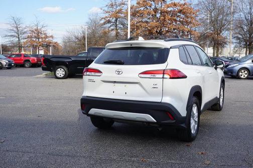 2024 Toyota Corolla Cross LE