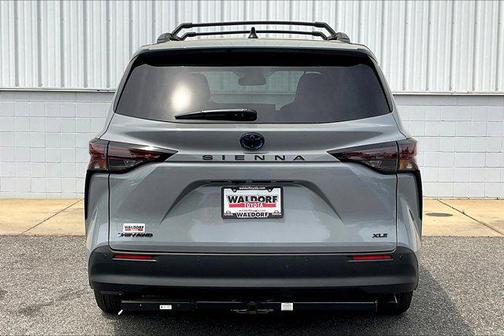 2025 Toyota Sienna Woodland Edition