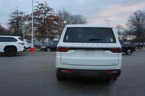2022 Jeep Wagoneer Series II 4x4