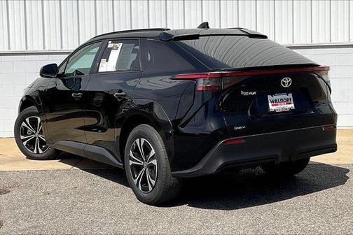 2025 Toyota bZ4X XLE