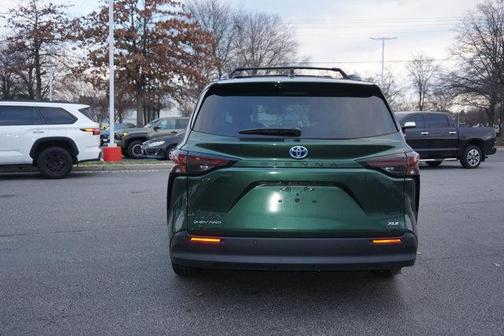 2025 Toyota Sienna XLE