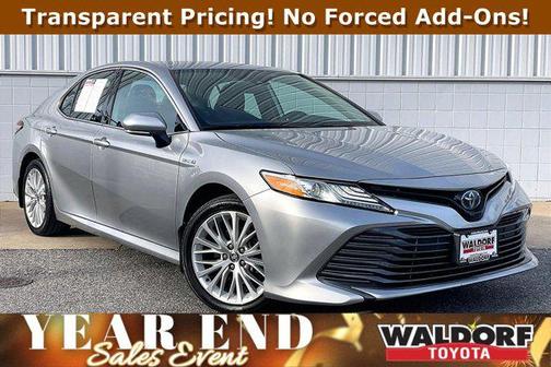 2020 Toyota Camry Hybrid XLE