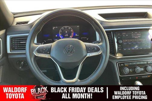 2022 Volkswagen Atlas Cross Sport 2.0T SE w/Technology 4MOTION