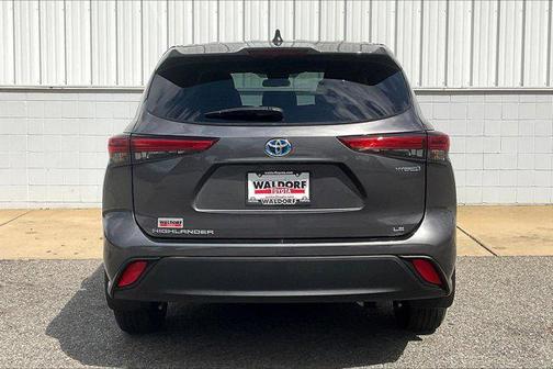 2023 Toyota Highlander Hybrid LE