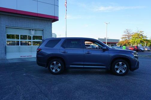 2024 Honda Pilot EX-L 7 Passenger