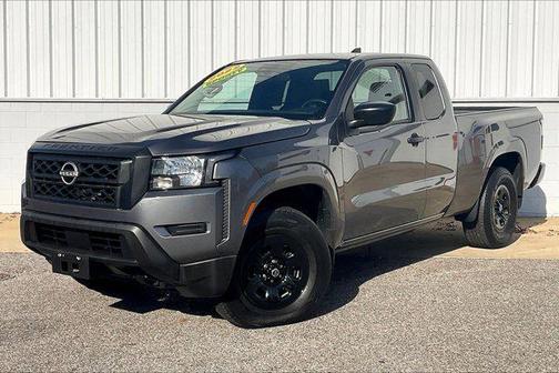 2022 Nissan Frontier S