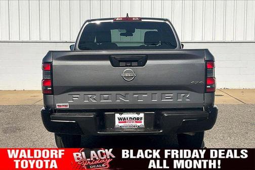 2022 Nissan Frontier S