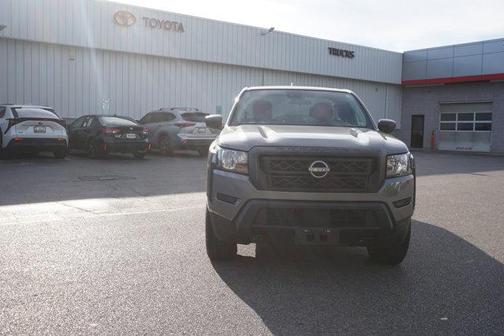 2022 Nissan Frontier S