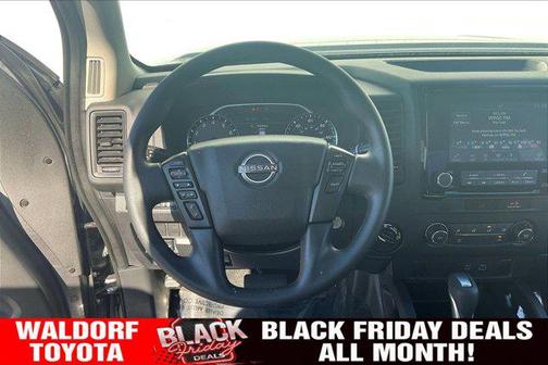 2022 Nissan Frontier S