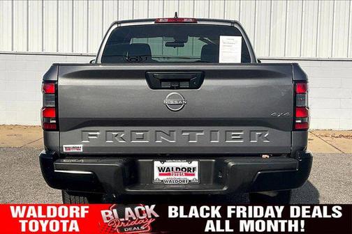 2022 Nissan Frontier S